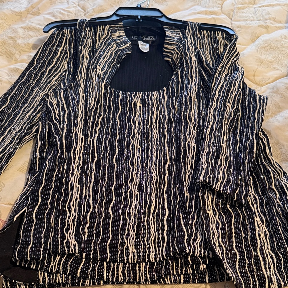 Alex Evenings Black and White Textured Sweater